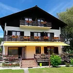 Am 3* Portschach am Woerthersee